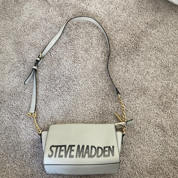 Steve Madden crossbody bag - Picture 1 of 2